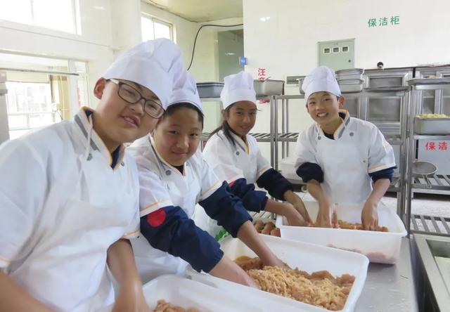 云南农大附中办学特色（四）——职业体验与食育课程